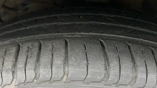 Used 2017 Maruti Suzuki S-Cross [2015-2017] Zeta 1.3 Diesel Manual tyres LEFT FRONT TYRE TREAD VIEW