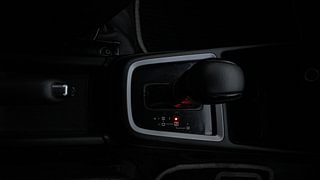 Used 2020 Maruti Suzuki Swift [2017-2021] ZXi Plus AMT Petrol Automatic interior GEAR  KNOB VIEW