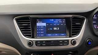 Used 2019 Hyundai Verna [2017-2020] 1.6 CRDI SX (O) AT Diesel Automatic top_features Integrated (in-dash) music system