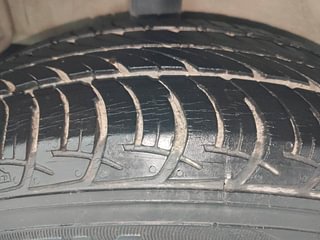 Used 2017 Maruti Suzuki Celerio ZXI Petrol Manual tyres RIGHT REAR TYRE TREAD VIEW