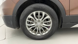 Used 2017 Maruti Suzuki S-Cross [2015-2017] Zeta 1.3 Diesel Manual tyres LEFT FRONT TYRE RIM VIEW