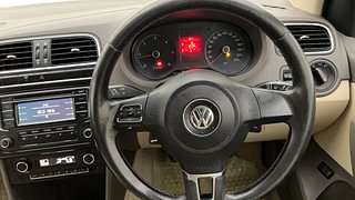 Used 2013 Volkswagen Vento [2010-2015] Highline Diesel Diesel Manual top_features Steering mounted controls