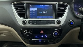 Used 2019 Hyundai Verna [2017-2020] 1.6 CRDI SX (O) AT Diesel Automatic interior MUSIC SYSTEM & AC CONTROL VIEW