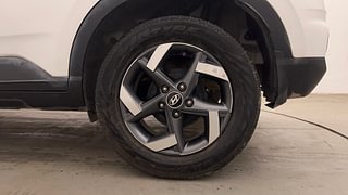 Used 2021 Hyundai Venue [2019-2022] SX 1.0  Turbo Petrol Manual tyres LEFT REAR TYRE RIM VIEW