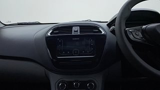 Used 2022 Tata Tiago Revotron XT Petrol Manual interior MUSIC SYSTEM & AC CONTROL VIEW