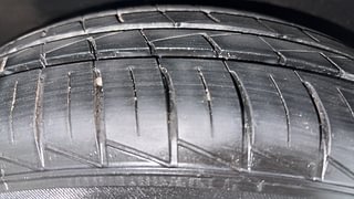 Used 2014 Hyundai Grand i10 [2013-2017] Asta AT 1.2 Kappa VTVT Petrol Automatic tyres RIGHT REAR TYRE TREAD VIEW