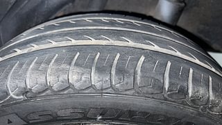 Used 2014 Honda Amaze [2013-2016] 1.2 S i-VTEC Petrol Manual tyres LEFT REAR TYRE TREAD VIEW