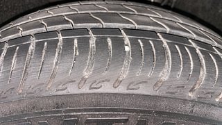 Used 2022 Tata Tiago Revotron XT Petrol Manual tyres RIGHT FRONT TYRE TREAD VIEW