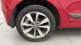 Used 2015 Hyundai Elite i20 [2014-2018] Asta 1.2 Petrol Manual tyres RIGHT REAR TYRE RIM VIEW