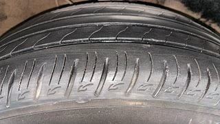 Used 2019 Hyundai Venue [2019-2022] SX 1.0 Turbo Dual Tone Petrol Manual tyres RIGHT FRONT TYRE TREAD VIEW