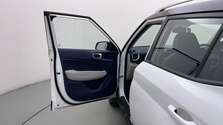 Used 2019 Hyundai Venue [2019-2022] SX 1.0 Turbo Dual Tone Petrol Manual interior LEFT FRONT DOOR OPEN VIEW