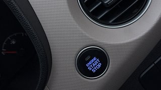Used 2014 Hyundai Grand i10 [2013-2017] Asta AT 1.2 Kappa VTVT Petrol Automatic top_features Keyless start