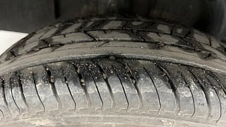 Used 2022 Nissan Magnite XV Turbo CVT Petrol Automatic tyres RIGHT REAR TYRE TREAD VIEW