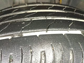 Used 2022 Nissan Magnite XE Petrol Manual tyres LEFT FRONT TYRE TREAD VIEW