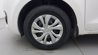 Used 2020 Maruti Suzuki Swift [2017-2021] VXi Petrol Manual tyres LEFT FRONT TYRE RIM VIEW