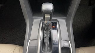 Used 2019 Honda Civic [2019-2021] ZX CVT Petrol Petrol Automatic interior GEAR  KNOB VIEW