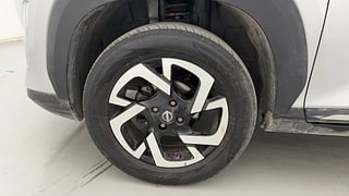 Used 2022 Nissan Magnite XV Turbo CVT Petrol Automatic tyres LEFT FRONT TYRE RIM VIEW