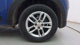 Used 2020 Renault Triber RXT Petrol Manual tyres RIGHT FRONT TYRE RIM VIEW