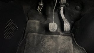 Used 2022 Nissan Magnite XV Turbo CVT Petrol Automatic interior PEDALS VIEW