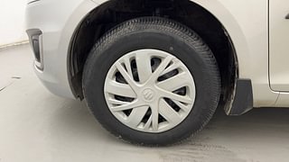 Used 2014 Maruti Suzuki Swift [2011-2017] VXi Petrol Manual tyres LEFT FRONT TYRE RIM VIEW