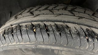 Used 2022 Nissan Magnite XV Turbo CVT Petrol Automatic tyres LEFT REAR TYRE TREAD VIEW