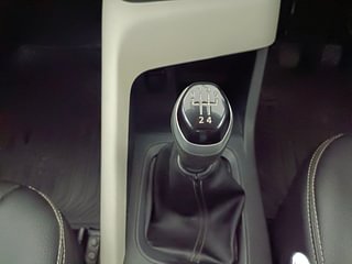 Used 2022 Nissan Magnite XE Petrol Manual interior GEAR  KNOB VIEW
