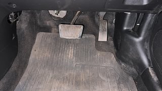 Used 2017 Hyundai Grand i10 [2017-2020] Sportz AT 1.2 Kappa VTVT Petrol Automatic interior PEDALS VIEW