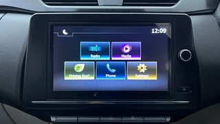 Used 2020 Renault Triber RXT Petrol Manual top_features Touch screen infotainment system