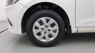 Used 2017 Hyundai Elite i20 [2014-2018] Magna 1.2 Petrol Manual tyres LEFT FRONT TYRE RIM VIEW