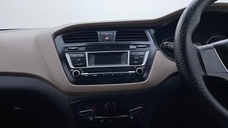 Used 2017 Hyundai Elite i20 [2014-2018] Magna 1.2 Petrol Manual top_features Integrated (in-dash) music system