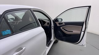 Used 2017 Hyundai Elite i20 [2014-2018] Magna 1.2 Petrol Manual interior RIGHT FRONT DOOR OPEN VIEW