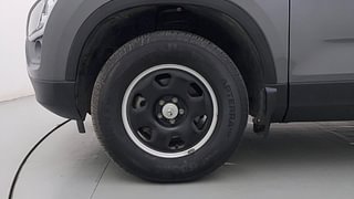 Used 2022 Tata Safari XM Diesel Manual tyres LEFT FRONT TYRE RIM VIEW