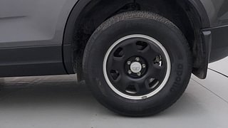Used 2022 Tata Safari XM Diesel Manual tyres LEFT REAR TYRE RIM VIEW