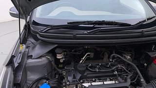 Used 2019 Hyundai Elite i20 [2018-2020] Sportz Plus 1.2 Petrol Manual engine ENGINE RIGHT SIDE HINGE & APRON VIEW