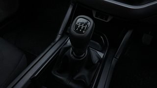 Used 2022 Tata Safari XM Diesel Manual interior GEAR  KNOB VIEW