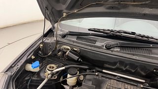 Used 2013 Maruti Suzuki Alto 800 [2012-2016] Lxi Petrol Manual engine ENGINE RIGHT SIDE HINGE & APRON VIEW