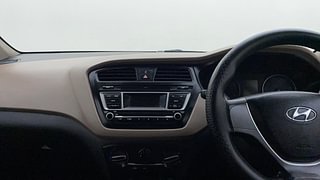 Used 2017 Hyundai Elite i20 [2014-2018] Magna 1.2 Petrol Manual interior MUSIC SYSTEM & AC CONTROL VIEW