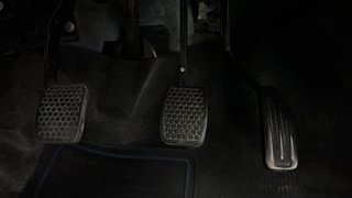 Used 2013 Maruti Suzuki Alto 800 [2012-2016] Lxi Petrol Manual interior PEDALS VIEW
