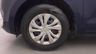 Used 2019 Maruti Suzuki Swift [2017-2021] VXi Petrol Manual tyres LEFT FRONT TYRE RIM VIEW