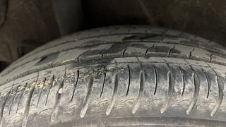 Used 2023 Hyundai Venue N-Line N8 DCT Dual tone Petrol Automatic tyres RIGHT REAR TYRE TREAD VIEW