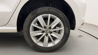 Used 2015 Volkswagen Polo [2015-2019] Highline1.2L (P) Petrol Manual tyres LEFT REAR TYRE RIM VIEW