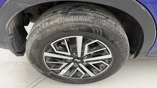 Used 2023 Hyundai Venue N-Line N8 DCT Dual tone Petrol Automatic tyres RIGHT REAR TYRE RIM VIEW