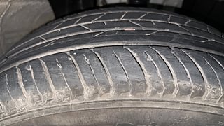 Used 2022 Renault Kiger RXT AMT Petrol Automatic tyres RIGHT FRONT TYRE TREAD VIEW