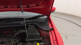 Used 2015 Volkswagen Polo [2015-2019] Highline1.2L (P) Petrol Manual engine ENGINE LEFT SIDE HINGE & APRON VIEW