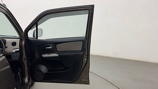 Used 2014 Maruti Suzuki Wagon R 1.0 [2010-2019] LXi Petrol Manual interior RIGHT FRONT DOOR OPEN VIEW