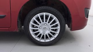 Used 2016 Maruti Suzuki Wagon R 1.0 [2015-2019] VXi (O) AMT Petrol Automatic tyres RIGHT FRONT TYRE RIM VIEW