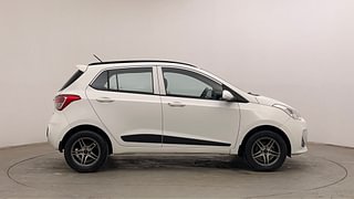 Used 2020 Hyundai Grand i10 [2017-2020] Sportz 1.2 Kappa VTVT Petrol Manual exterior RIGHT SIDE VIEW