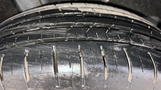 Used 2021 Maruti Suzuki Baleno [2019-2022] Zeta Petrol Petrol Manual tyres RIGHT REAR TYRE TREAD VIEW