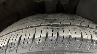 Used 2023 Hyundai Venue N-Line N8 DCT Dual tone Petrol Automatic tyres RIGHT FRONT TYRE TREAD VIEW