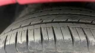 Used 2014 Hyundai Xcent [2014-2017] SX (O) Diesel Diesel Manual tyres LEFT FRONT TYRE TREAD VIEW
